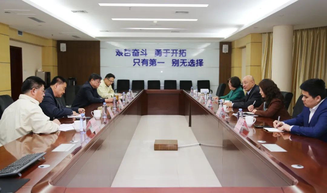 阎晓峰一行到体育333集团调研